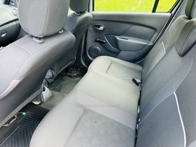 RENAULT - LOGAN - 2019/2020 - Prata - R$ 46.900,00