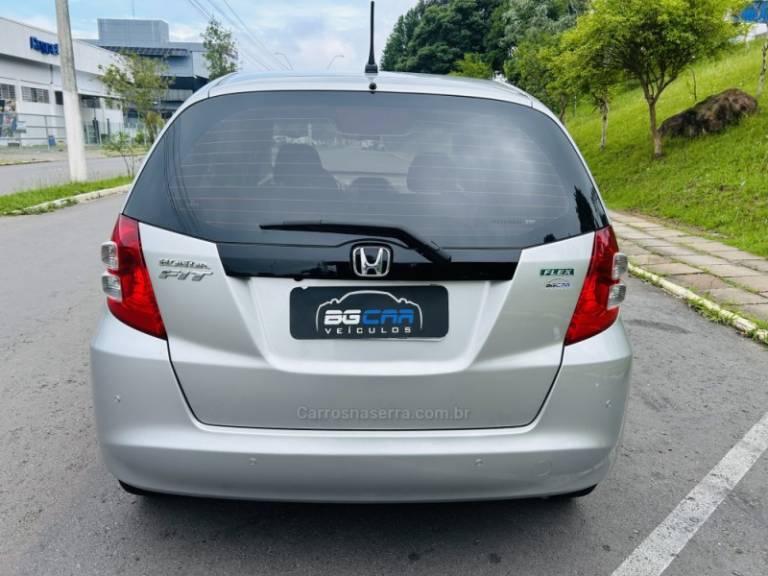 HONDA - FIT - 2012/2012 - Prata - R$ 54.900,00