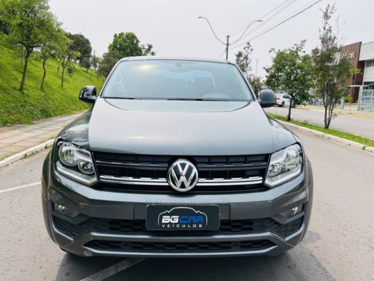 VOLKSWAGEN - AMAROK - 2021/2022 - Cinza - R$ 164.900,00