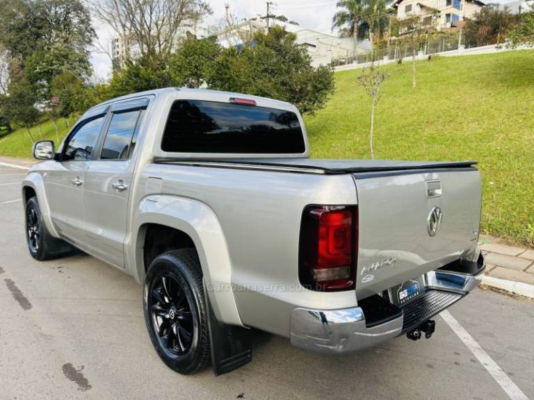 VOLKSWAGEN - AMAROK - 2010/2011 - Cinza - R$ 89.900,00