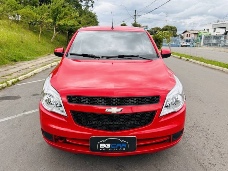 CHEVROLET - AGILE - 2011/2012 - Vermelha - R$ 34.900,00