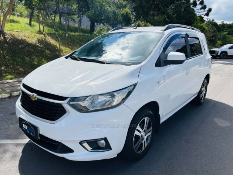 CHEVROLET - SPIN - 2019/2019 - Branca - R$ 64.900,00
