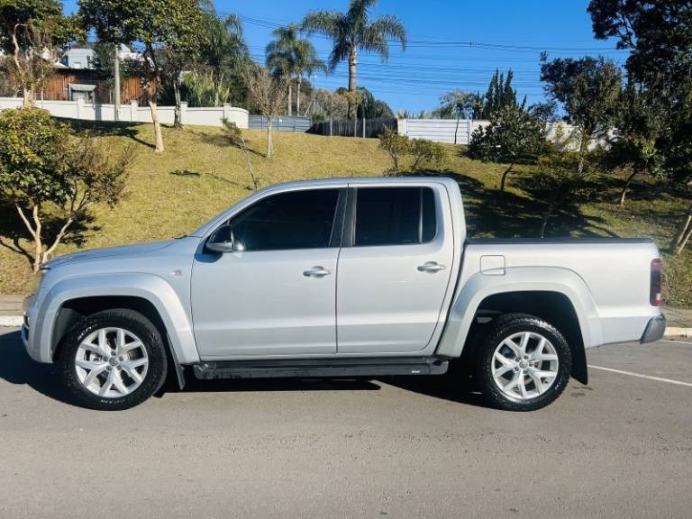 VOLKSWAGEN - AMAROK - 2019/2019 - Prata - R$ 159.900,00