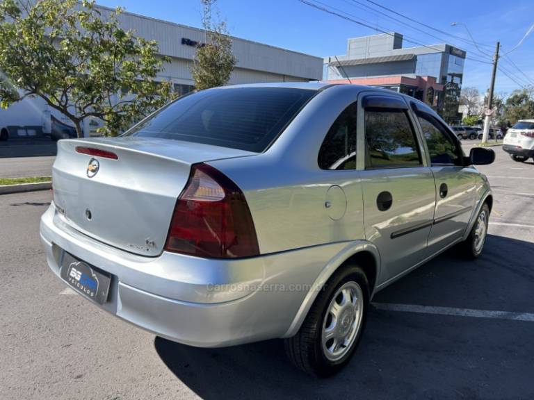 CHEVROLET - CORSA - 2008/2009 - Prata - R$ 29.900,00