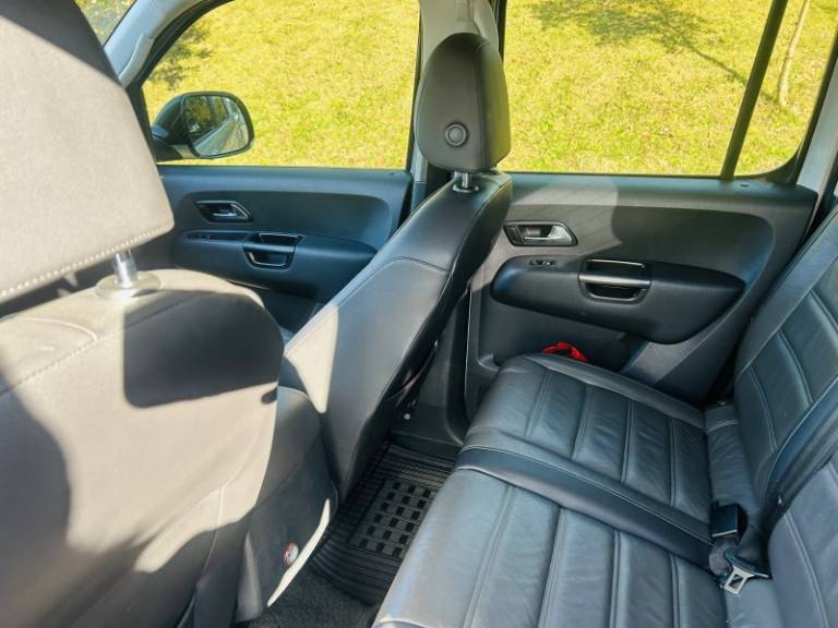 VOLKSWAGEN - AMAROK - 2019/2019 - Prata - R$ 159.900,00