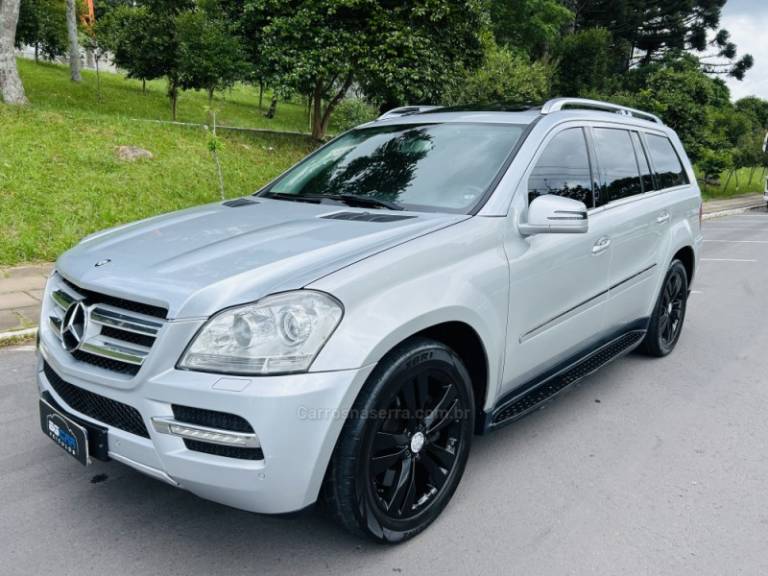 MERCEDES-BENZ - GL 500 - 2010/2011 - Prata - R$ 99.900,00