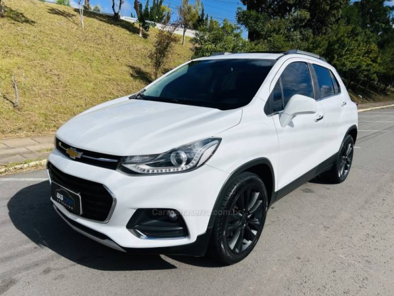 CHEVROLET - TRACKER - 2017/2017 - Branca - R$ 88.900,00