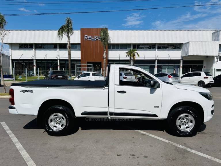 CHEVROLET - S10 - 2016/2017 - Branca - R$ 124.900,00