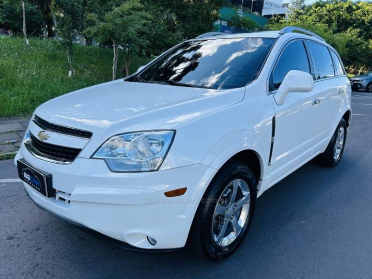 CHEVROLET - CAPTIVA - 2012/2012 - Branca - R$ 52.900,00