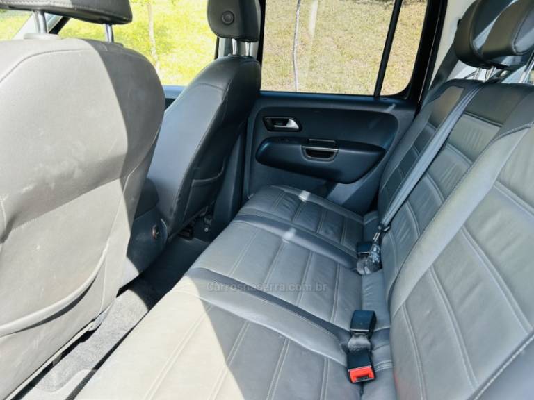 VOLKSWAGEN - AMAROK - 2017/2018 - Preta - R$ 149.900,00
