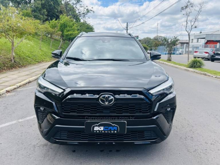 TOYOTA - COROLLA - 2022/2023 - Preta - R$ 159.900,00