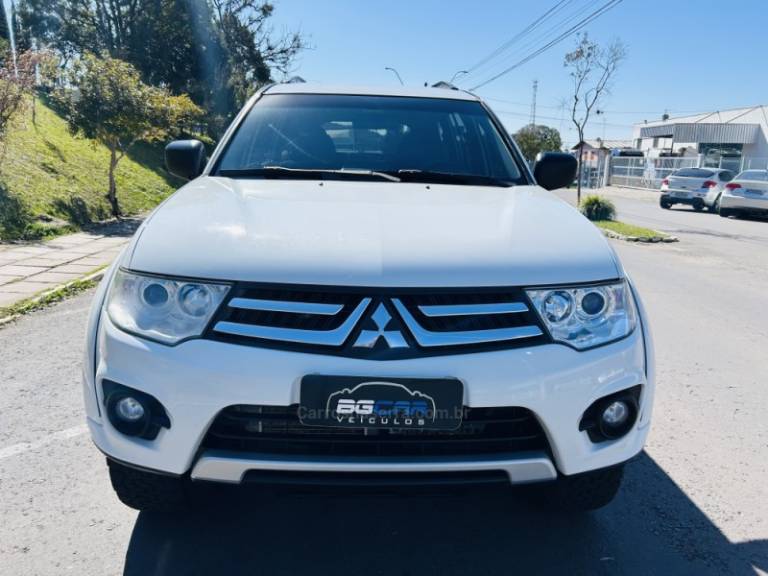 MITSUBISHI - PAJERO DAKAR - 2014/2015 - Branca - R$ 135.900,00