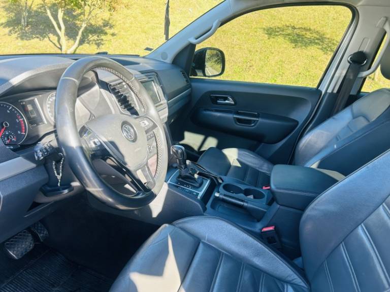 VOLKSWAGEN - AMAROK - 2019/2019 - Prata - R$ 159.900,00