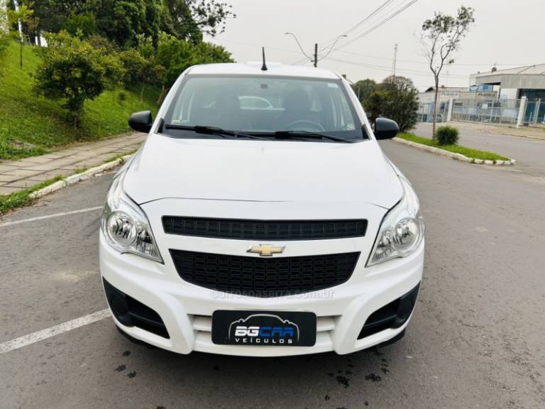 CHEVROLET - MONTANA - 2017/2018 - Branca - R$ 55.900,00