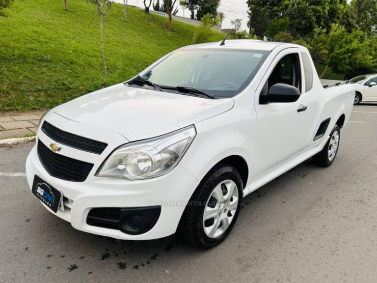 CHEVROLET - MONTANA - 2017/2018 - Branca - R$ 55.900,00