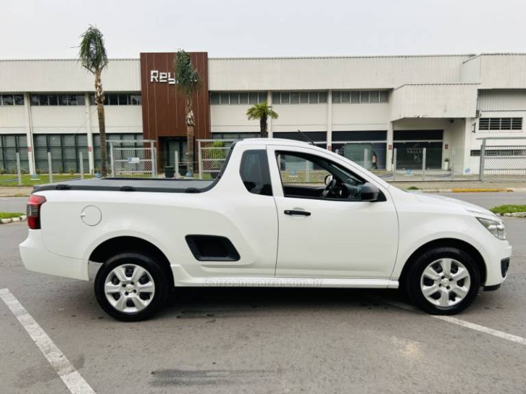 CHEVROLET - MONTANA - 2017/2018 - Branca - R$ 55.900,00