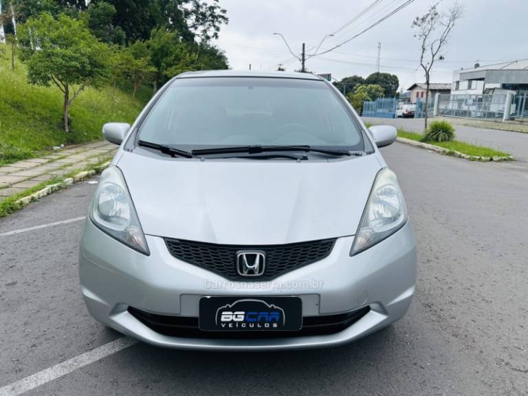 HONDA - FIT - 2012/2012 - Prata - R$ 54.900,00