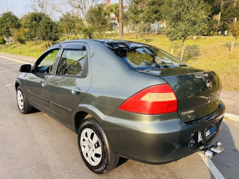 CHEVROLET - PRISMA - 2009/2010 - Verde - R$ 31.900,00