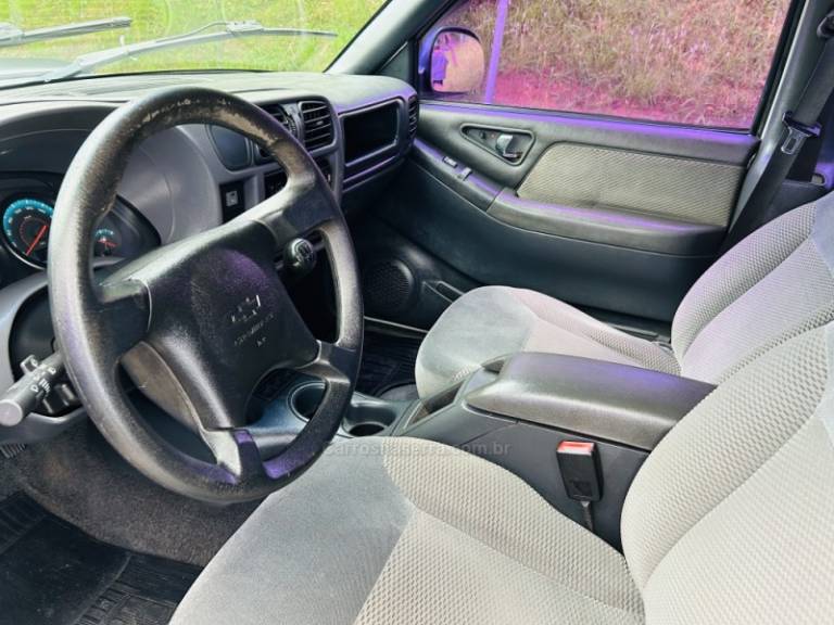 CHEVROLET - S10 - 2009/2010 - Prata - R$ 63.900,00