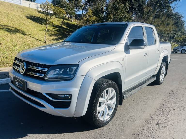 VOLKSWAGEN - AMAROK - 2019/2019 - Prata - R$ 159.900,00