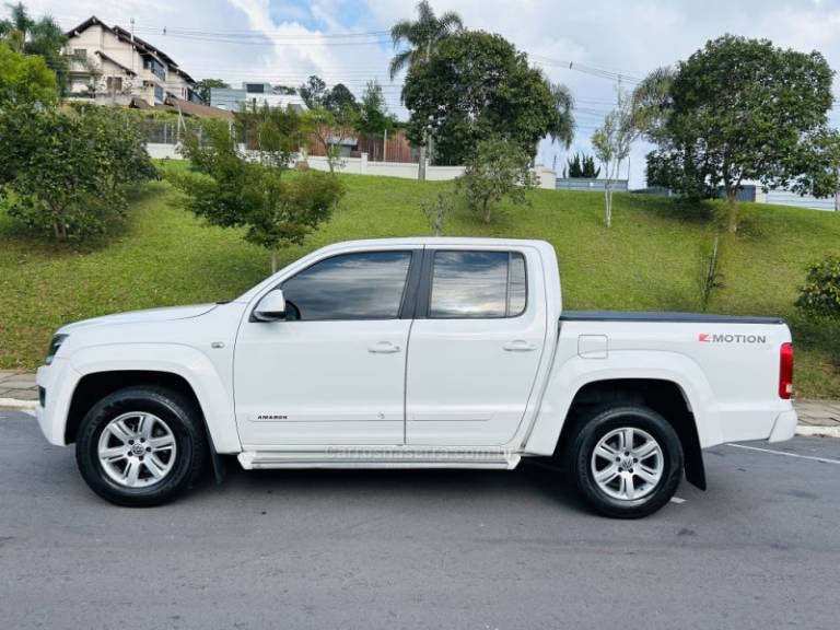 VOLKSWAGEN - AMAROK - 2013/2013 - Branca - R$ 104.900,00