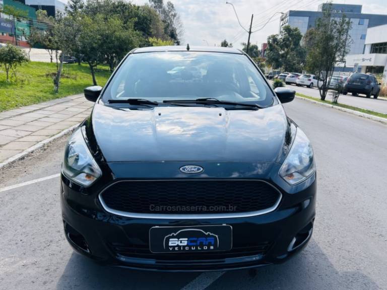 FORD - KA - 2016/2017 - Preta - R$ 45.900,00