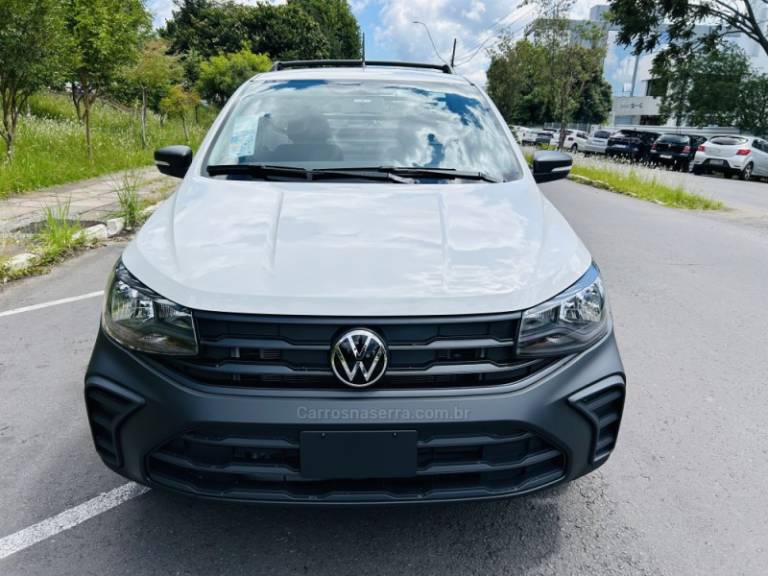 VOLKSWAGEN - SAVEIRO - 2025/2026 - Branca - R$ 92.900,00