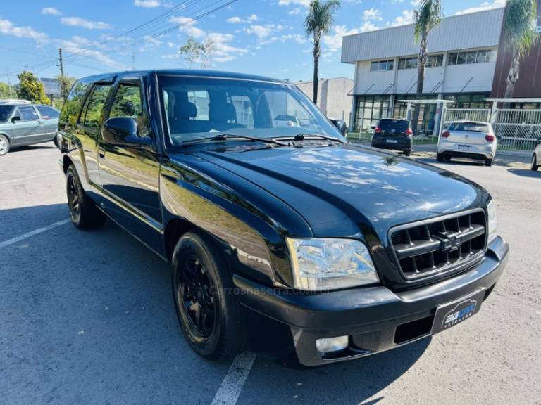 CHEVROLET - BLAZER - 2001/2002 - Preta - R$ 39.900,00