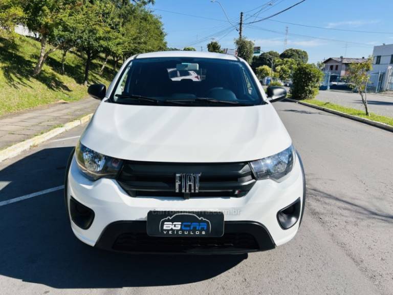 FIAT - MOBI - 2022/2023 - Branca - R$ 57.900,00