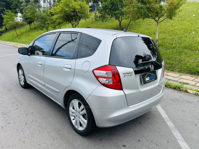 HONDA - FIT - 2012/2012 - Prata - R$ 54.900,00