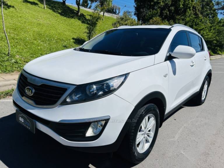 KIA MOTORS - SPORTAGE - 2011/2012 - Branca - R$ 64.900,00