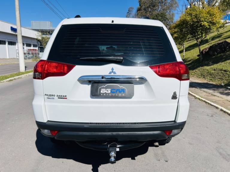 MITSUBISHI - PAJERO DAKAR - 2014/2015 - Branca - R$ 135.900,00