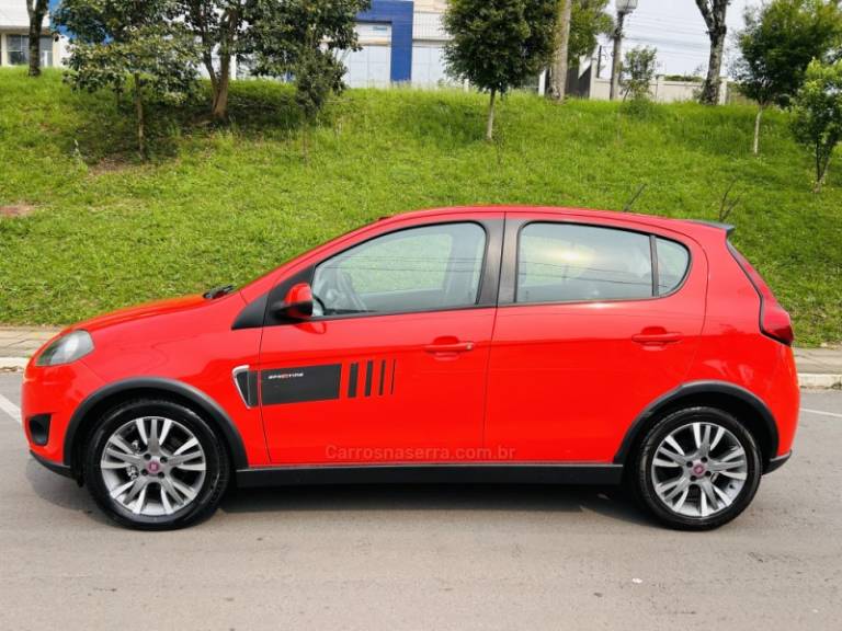 FIAT - PALIO - 2013/2014 - Vermelha - R$ 44.900,00