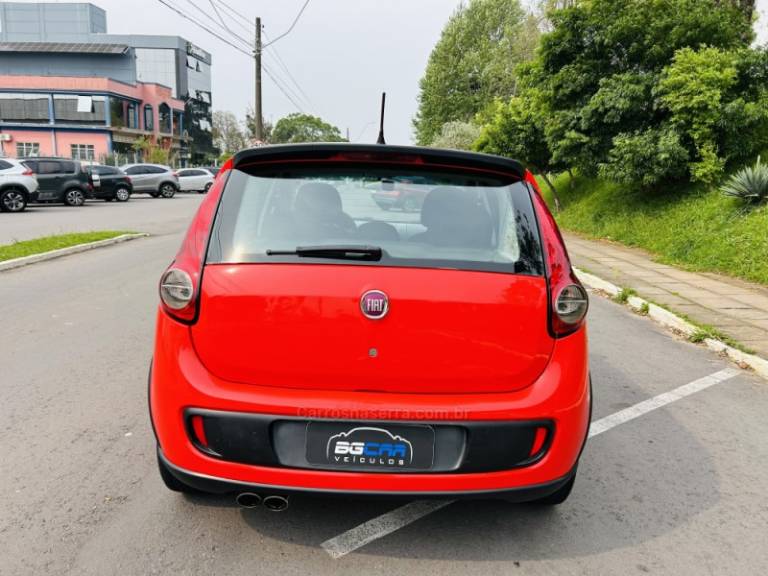 FIAT - PALIO - 2013/2014 - Vermelha - R$ 44.900,00