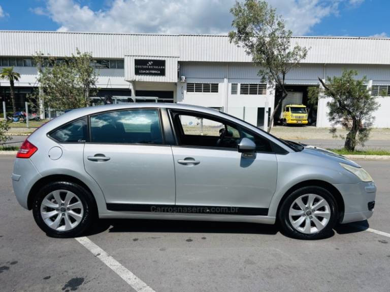 CITROËN - C4 - 2010/2011 - Prata - R$ 29.900,00