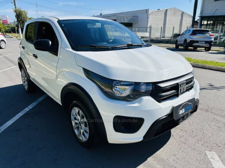FIAT - MOBI - 2022/2023 - Branca - R$ 57.900,00