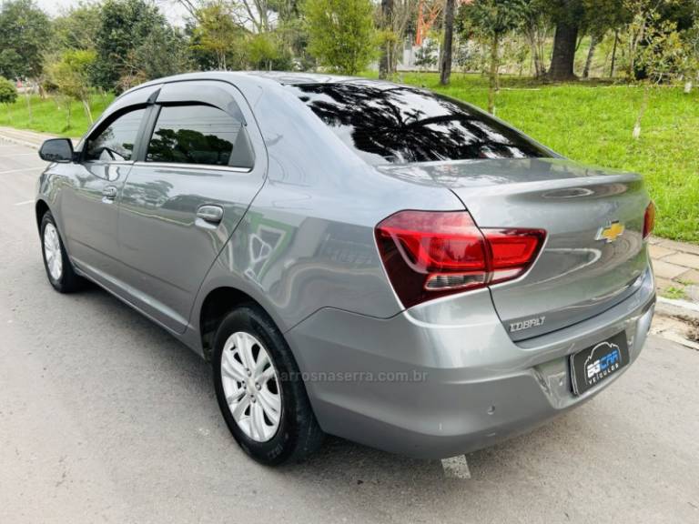 CHEVROLET - COBALT - 2019/2020 - Cinza - R$ 74.900,00