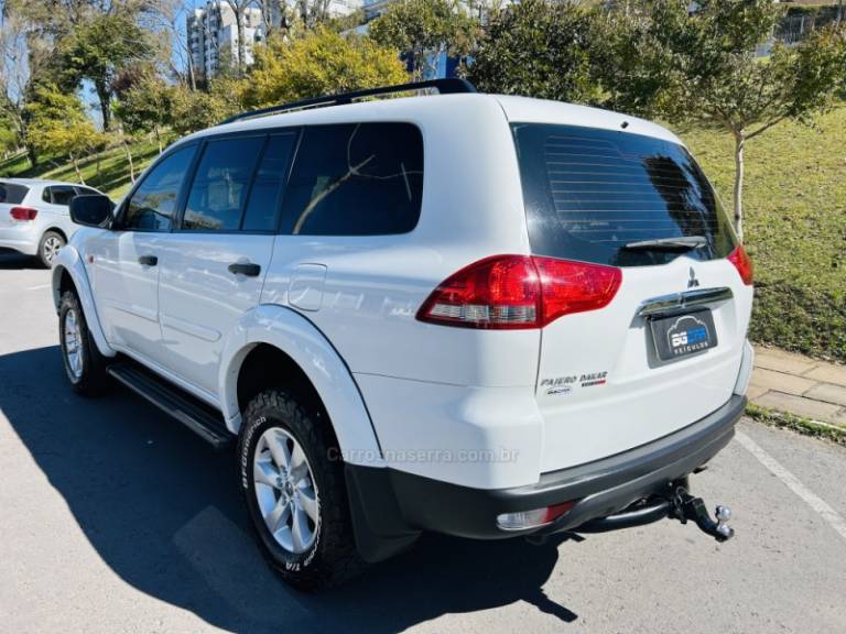MITSUBISHI - PAJERO DAKAR - 2014/2015 - Branca - R$ 135.900,00