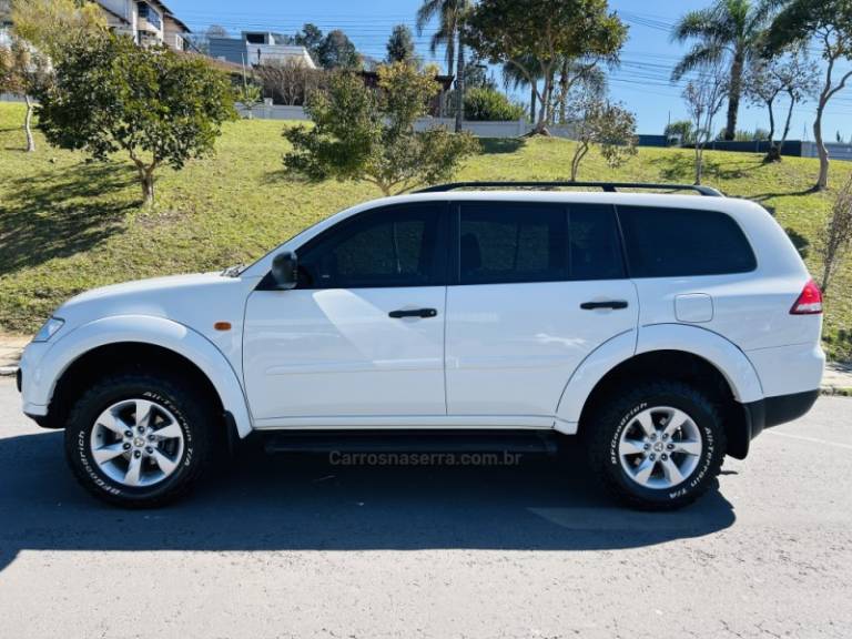 MITSUBISHI - PAJERO DAKAR - 2014/2015 - Branca - R$ 135.900,00