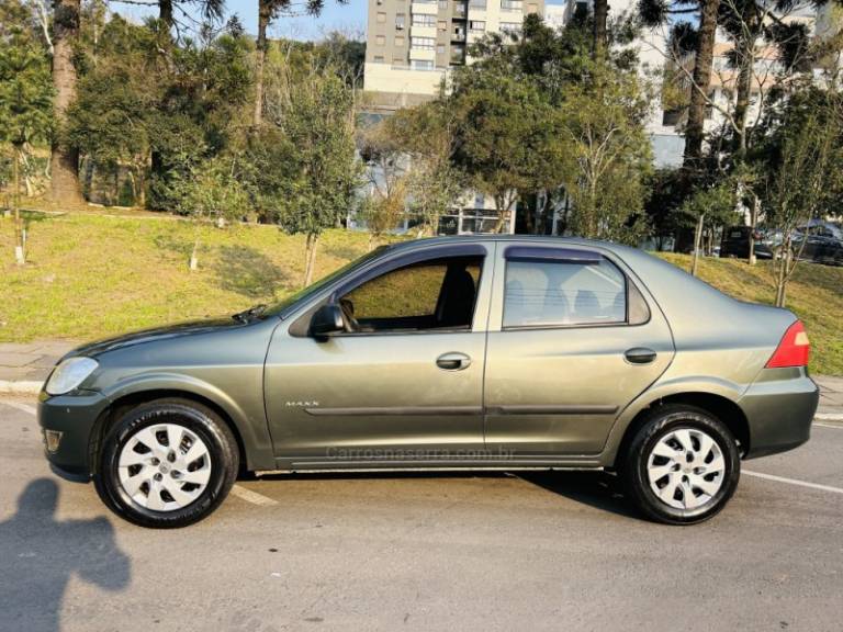 CHEVROLET - PRISMA - 2009/2010 - Verde - R$ 31.900,00